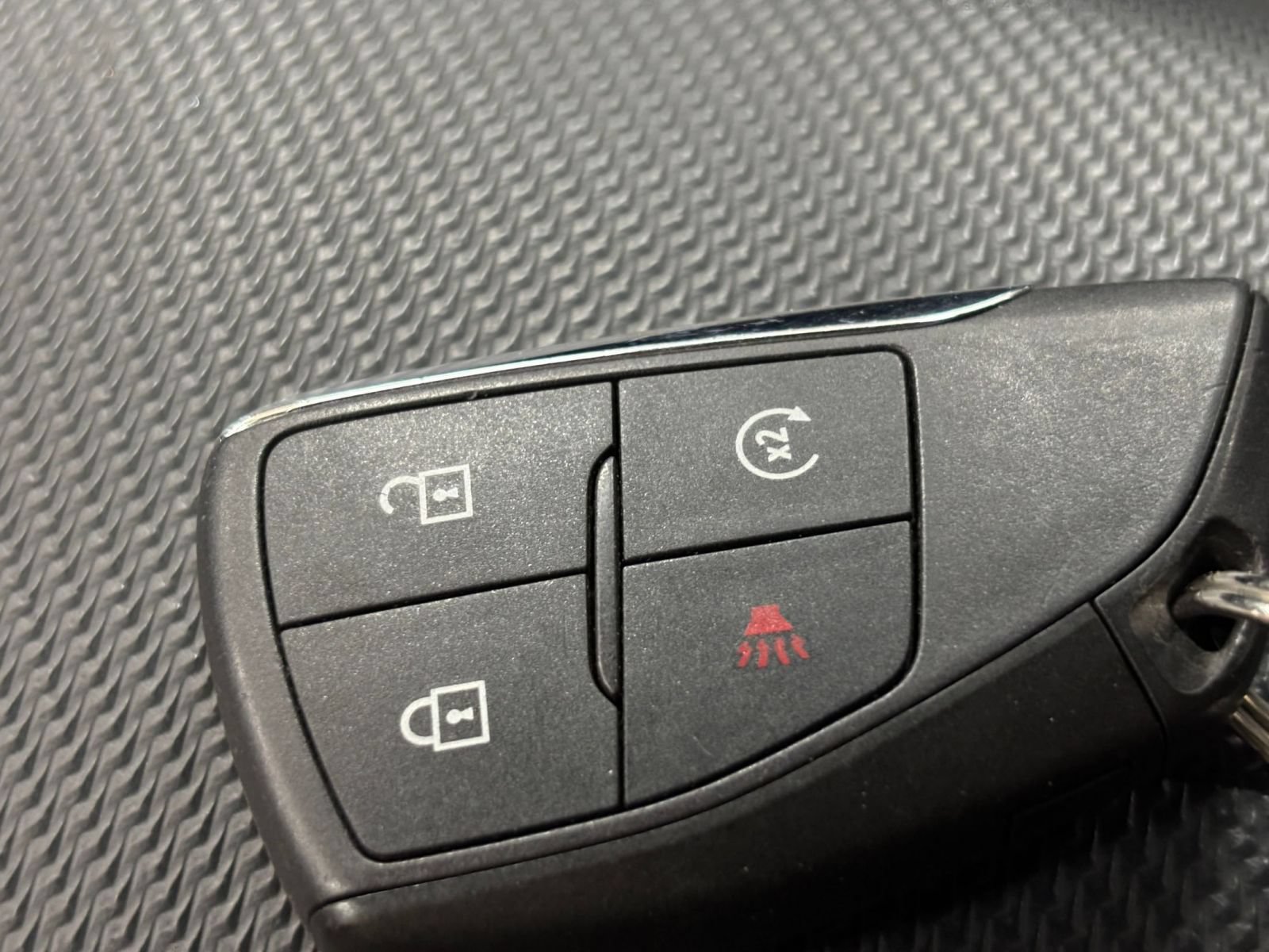 Used 2025 Chevrolet Equinox LT FWD image 25