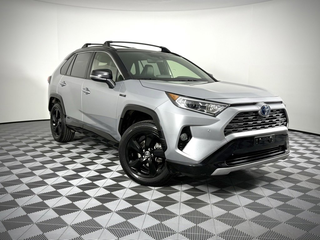 Used 2021 Toyota RAV4 XSE image 6