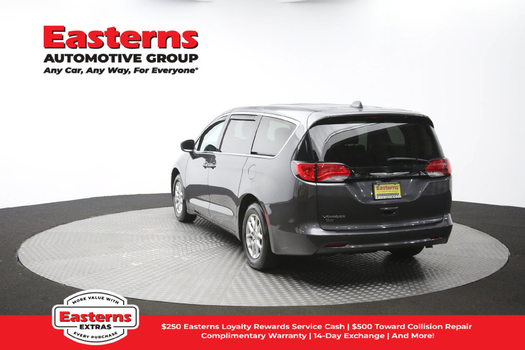 Used 2022 Chrysler Voyager LX FWD image 66