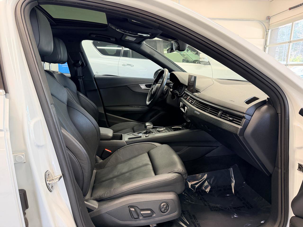 Used 2018 Audi A4 2.0T Premium Plus w/ Premium Plus Package image 28