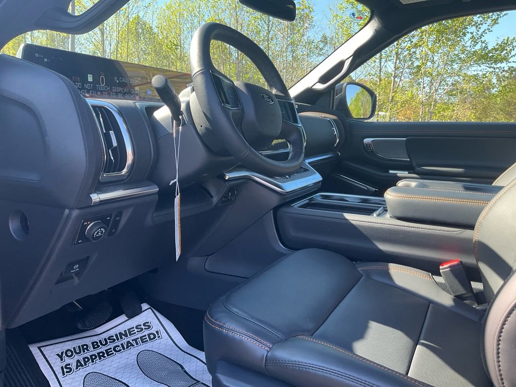 New 2026 Ford Expedition Tremor image 15
