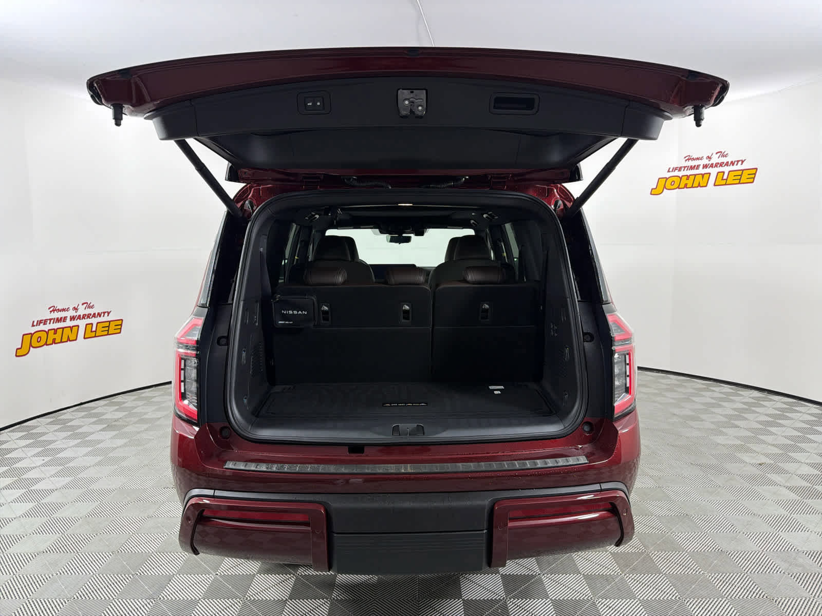 New 2026 Nissan Armada Platinum image 5