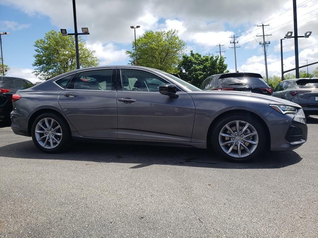 Used 2023 Acura TLX FWD image 10