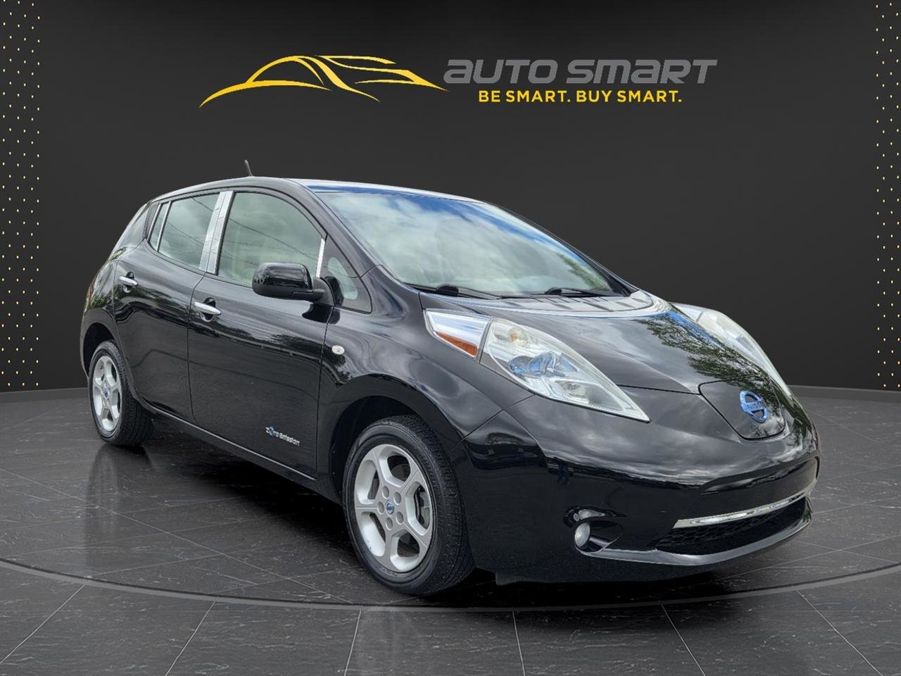 Used 2011 Nissan Leaf SL FWD image 6