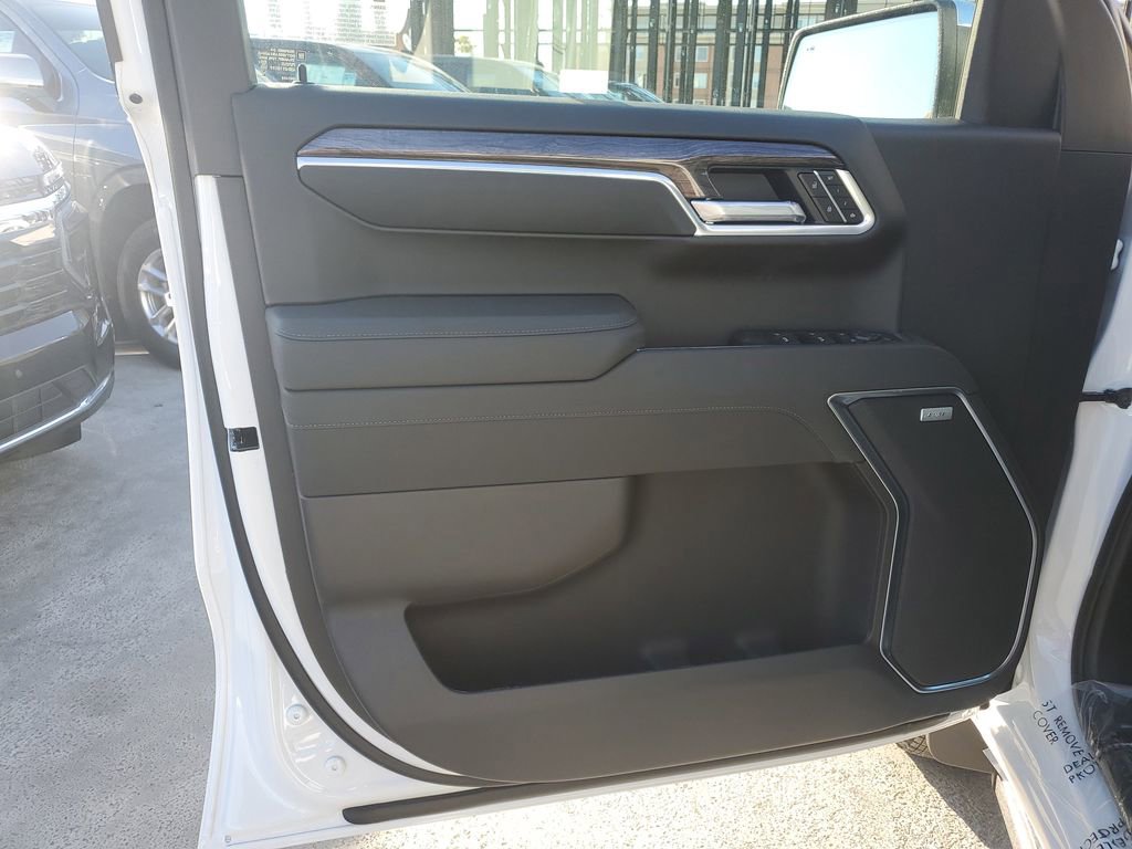 New 2026 Chevrolet Silverado 1500 LTZ w/ LTZ Premium Package AWD/4WD image 20