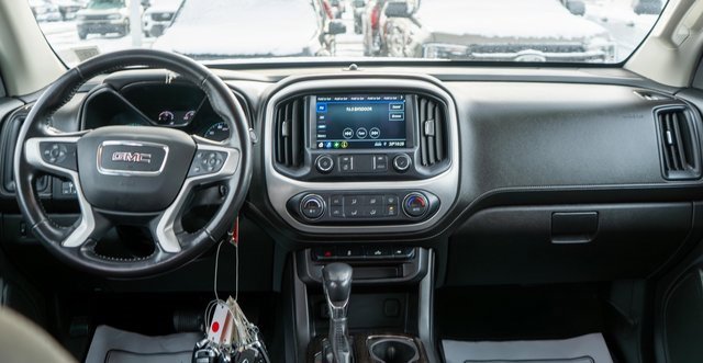 Used 2022 GMC Canyon Elevation image 13