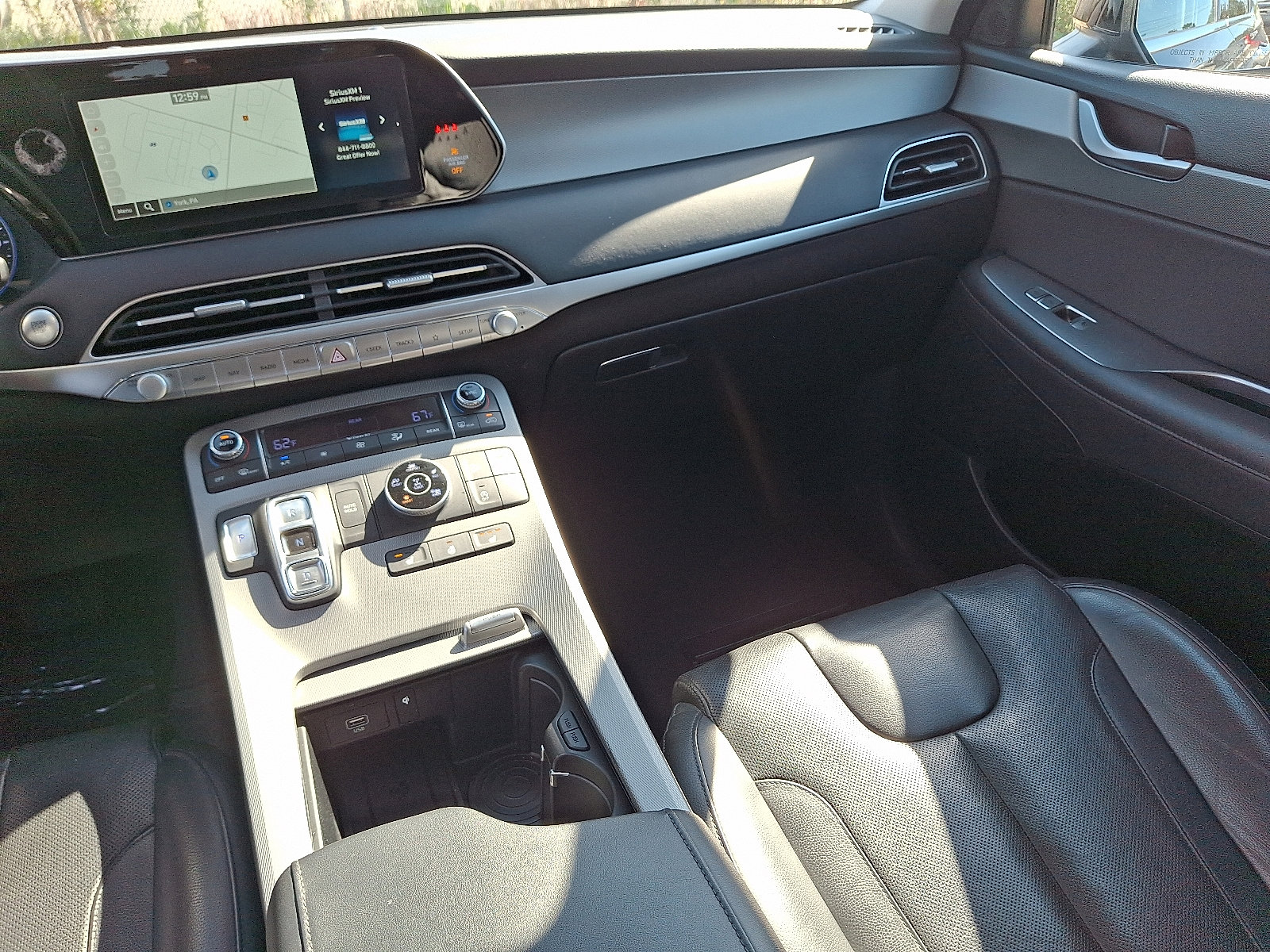 Used 2022 Hyundai Palisade SEL w/ 8P Bench Seat Package image 16