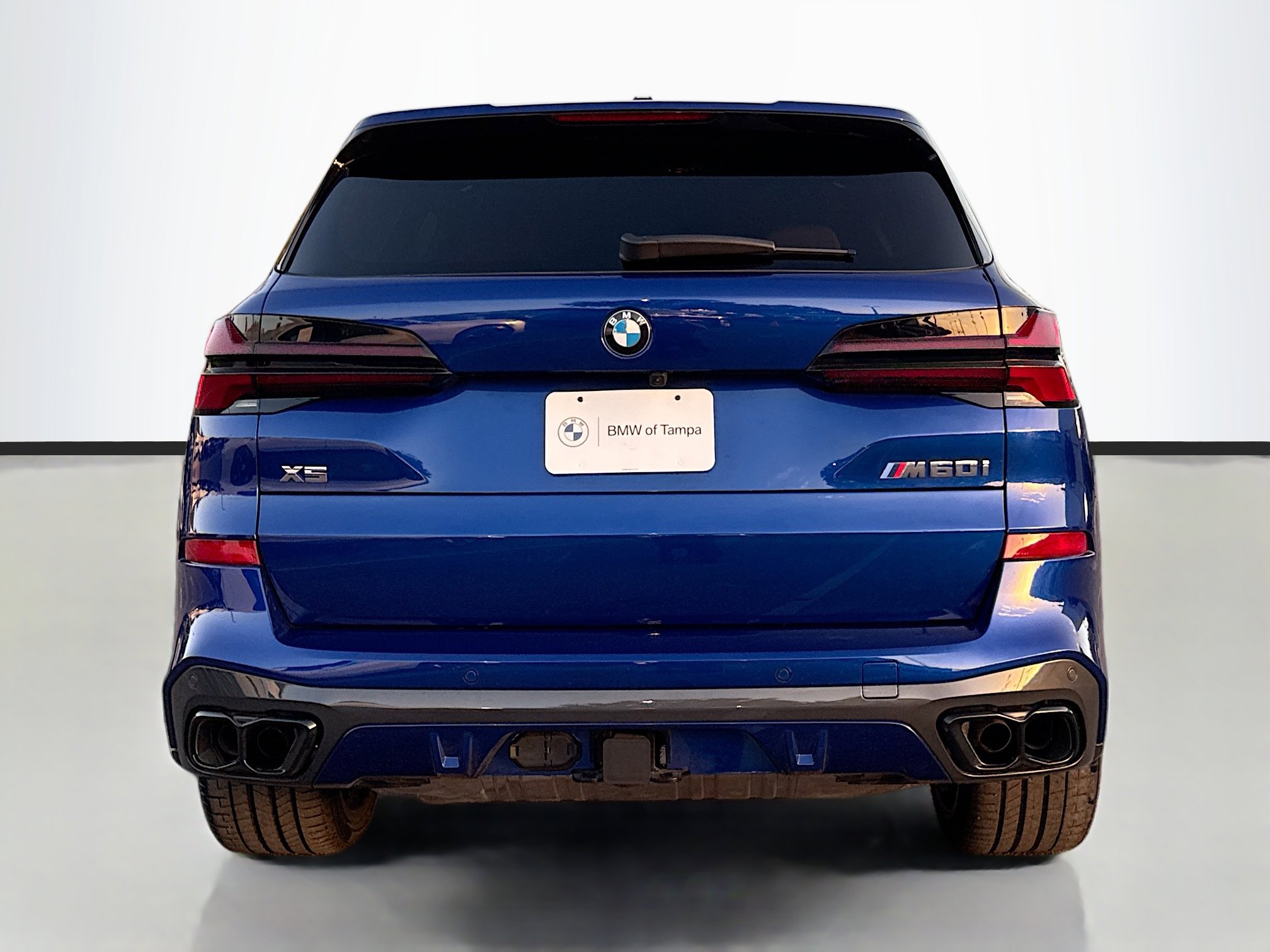 Used 2026 BMW X5 M60i image 4