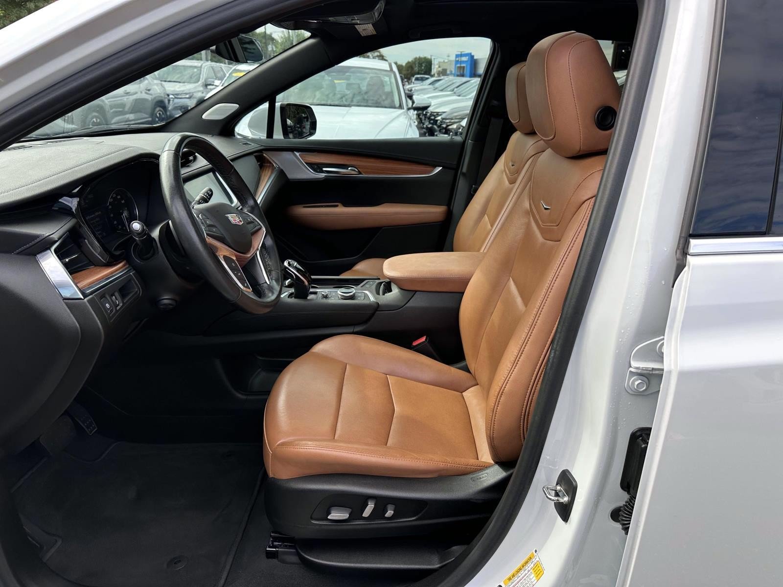 Used 2021 Cadillac XT5 Premium Luxury AWD/4WD image 12