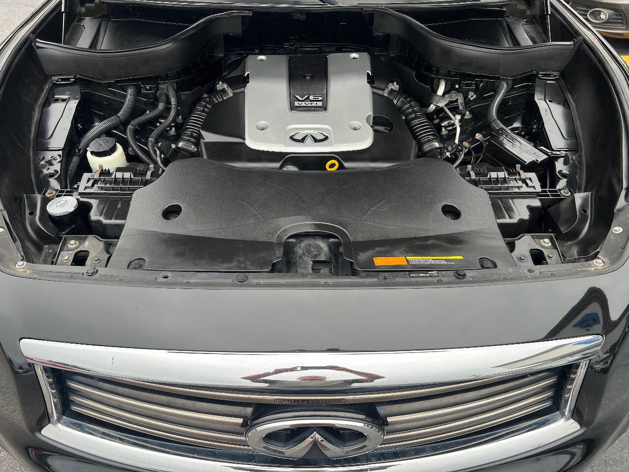 Used 2014 INFINITI QX70 AWD w/ Premium Package image 40