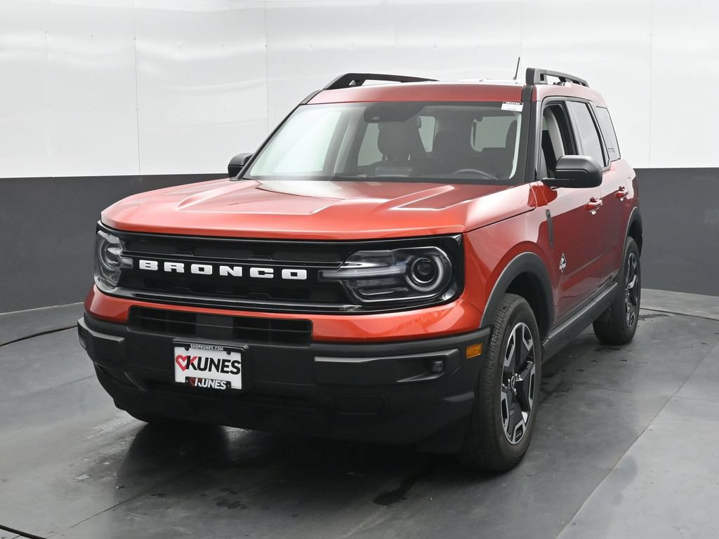 Used 2023 Ford Bronco Sport Outer Banks w/ Tech Package AWD/4WD image 6