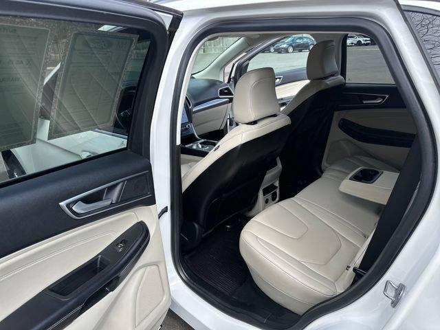 Certified 2022 Ford Edge Titanium AWD/4WD image 27