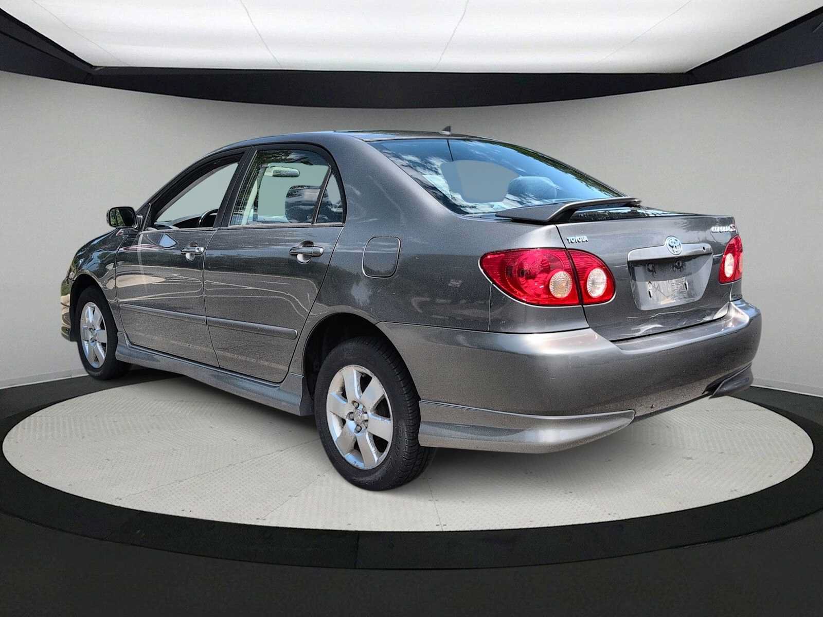 Used 2005 Toyota Corolla FWD image 6