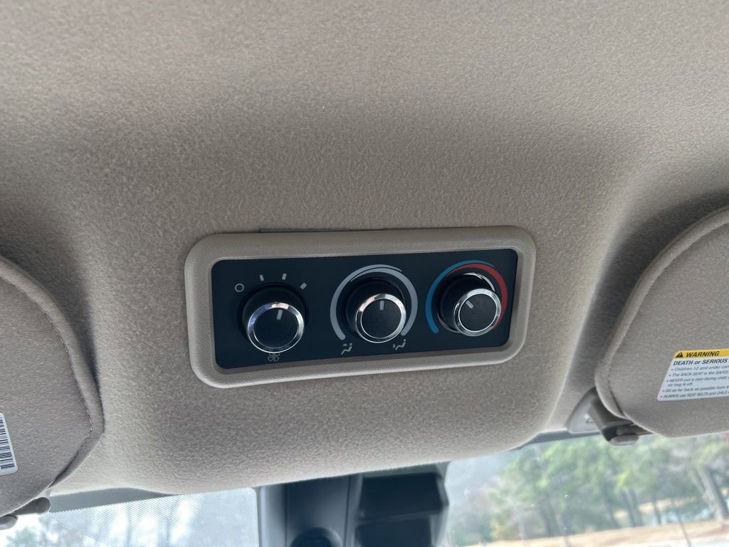 Certified 2023 Chevrolet Express 3500 LT w/ LT Preferred Equipment Group image 18