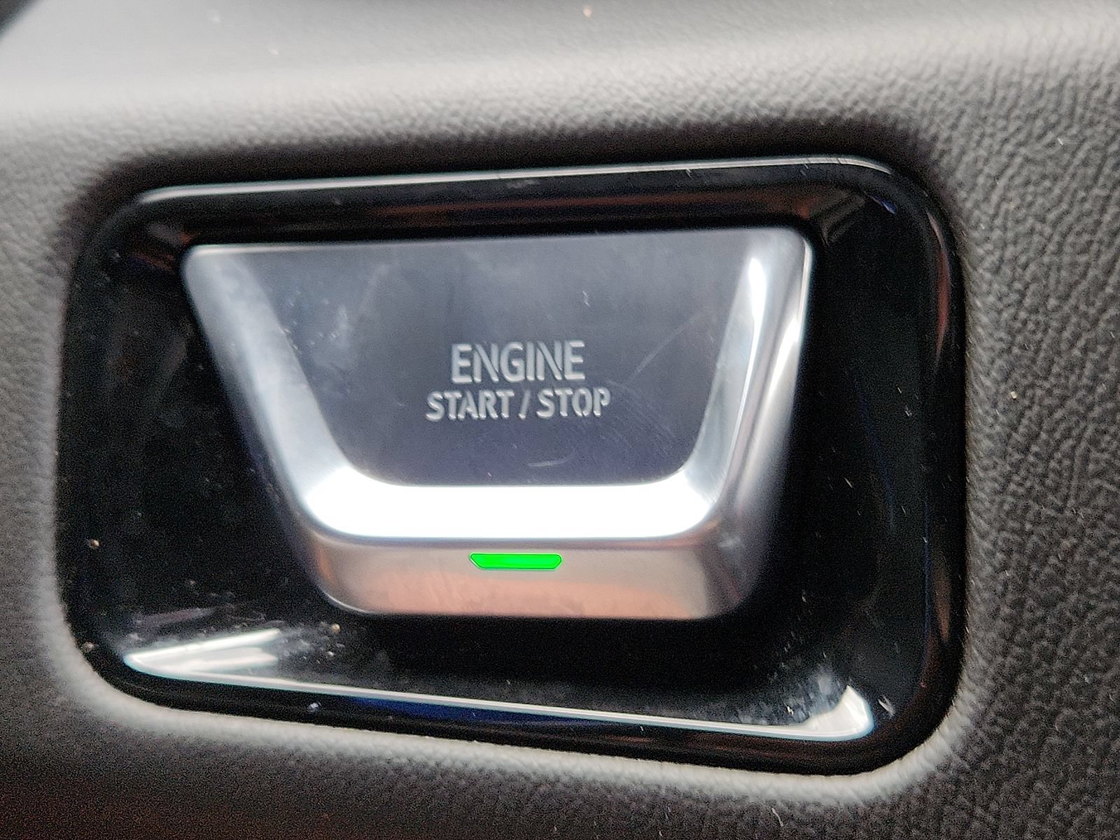 Used 2025 GMC Yukon Denali AWD/4WD image 20