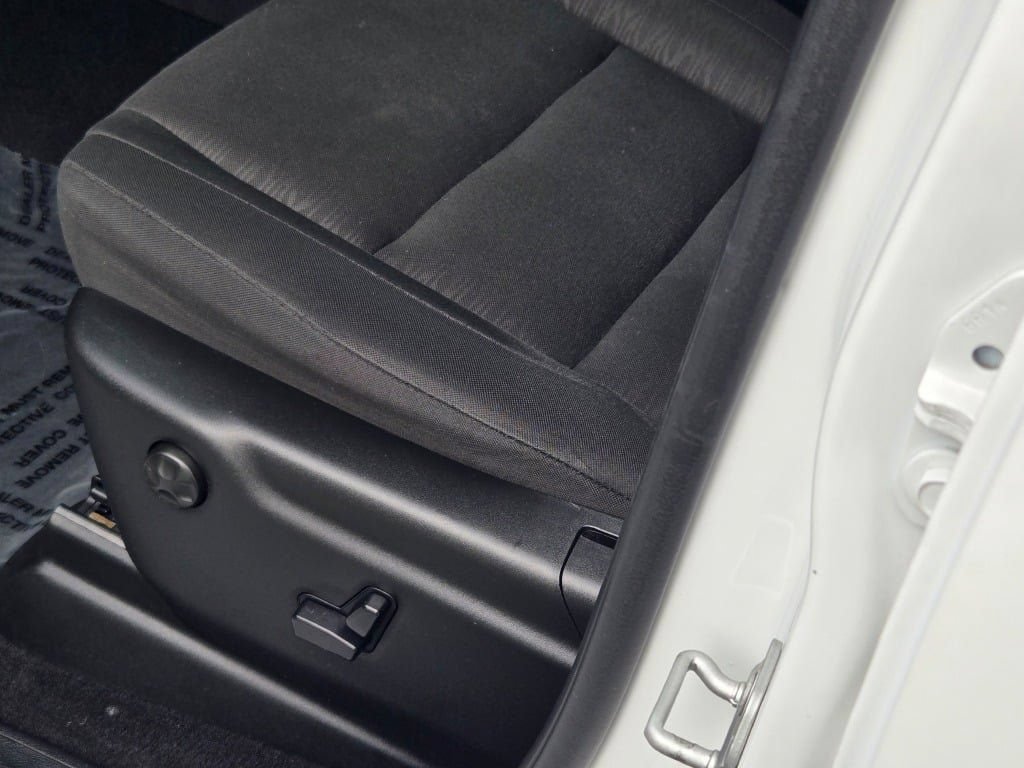 Used 2025 Dodge Durango GT AWD/4WD image 23