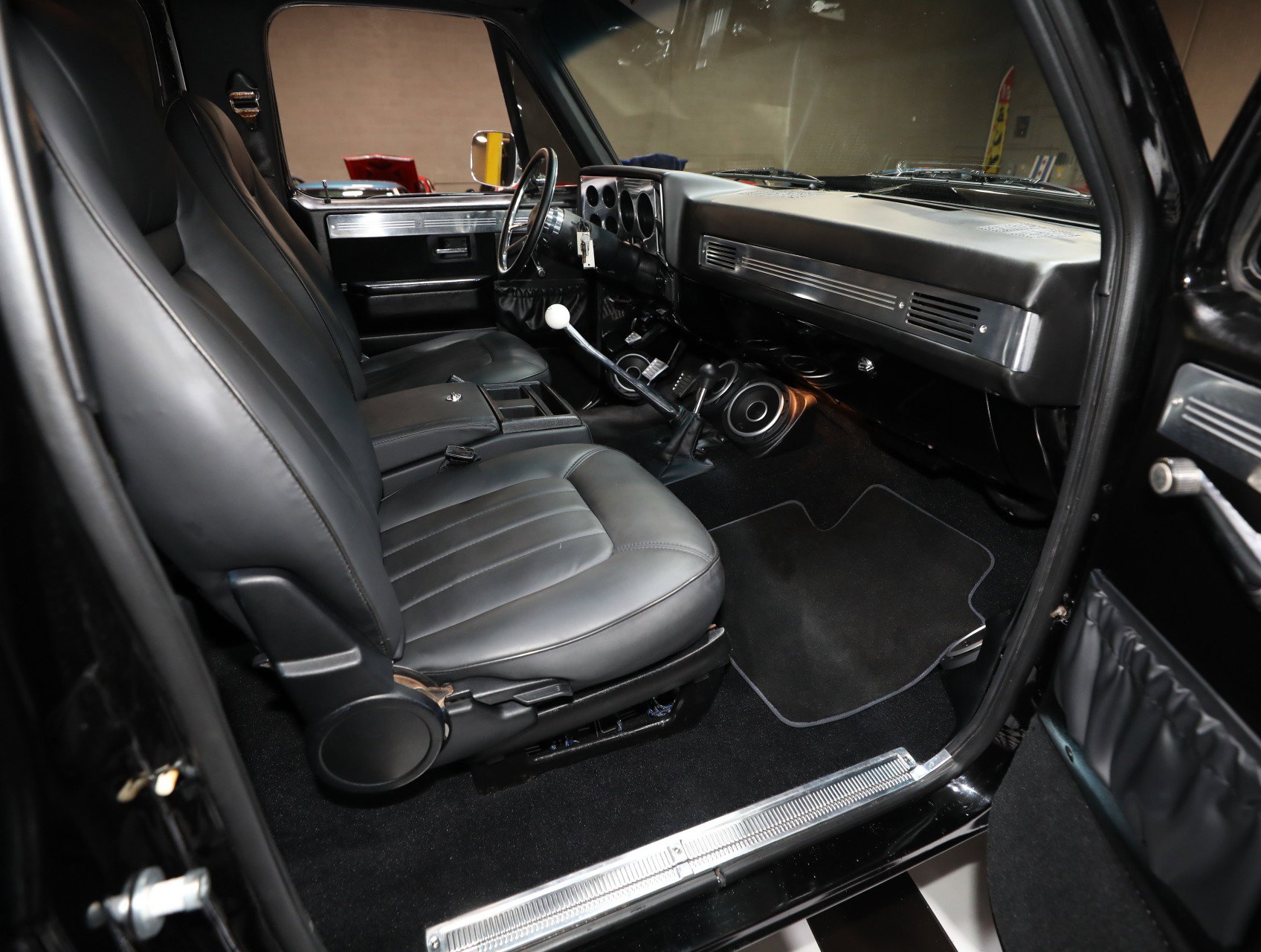 Used 1987 Chevrolet Blazer 4WD image 40