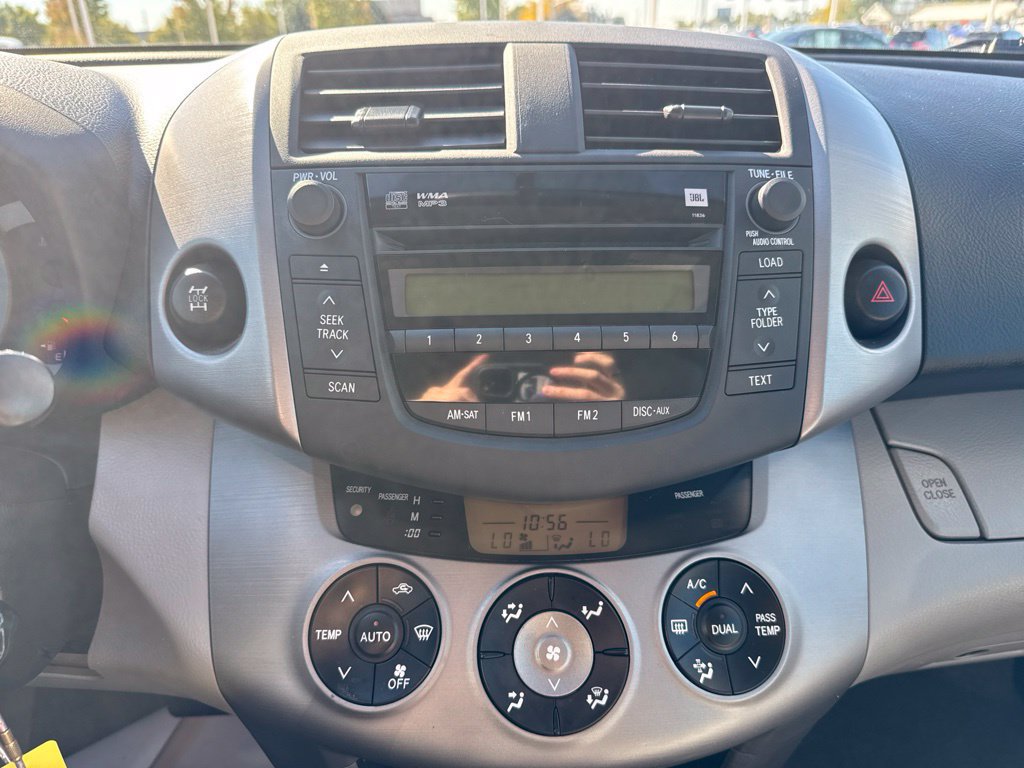 Used 2008 Toyota RAV4 Limited AWD/4WD image 14