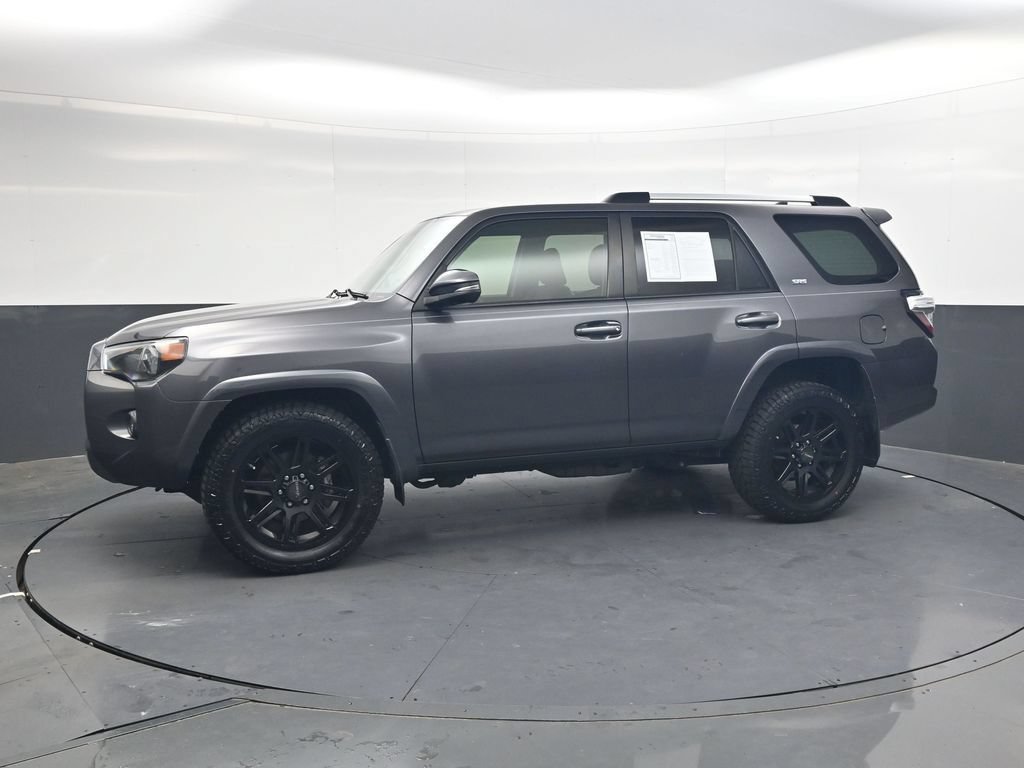 Used 2021 Toyota 4Runner SR5 Premium w/ Moonroof Package RWD image 12
