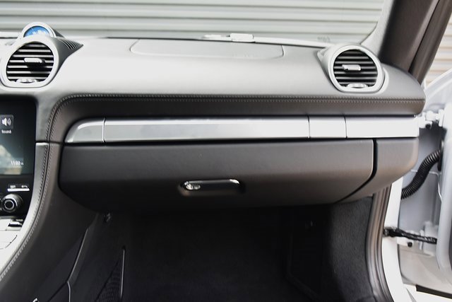 Certified 2025 Porsche 718 Cayman image 22