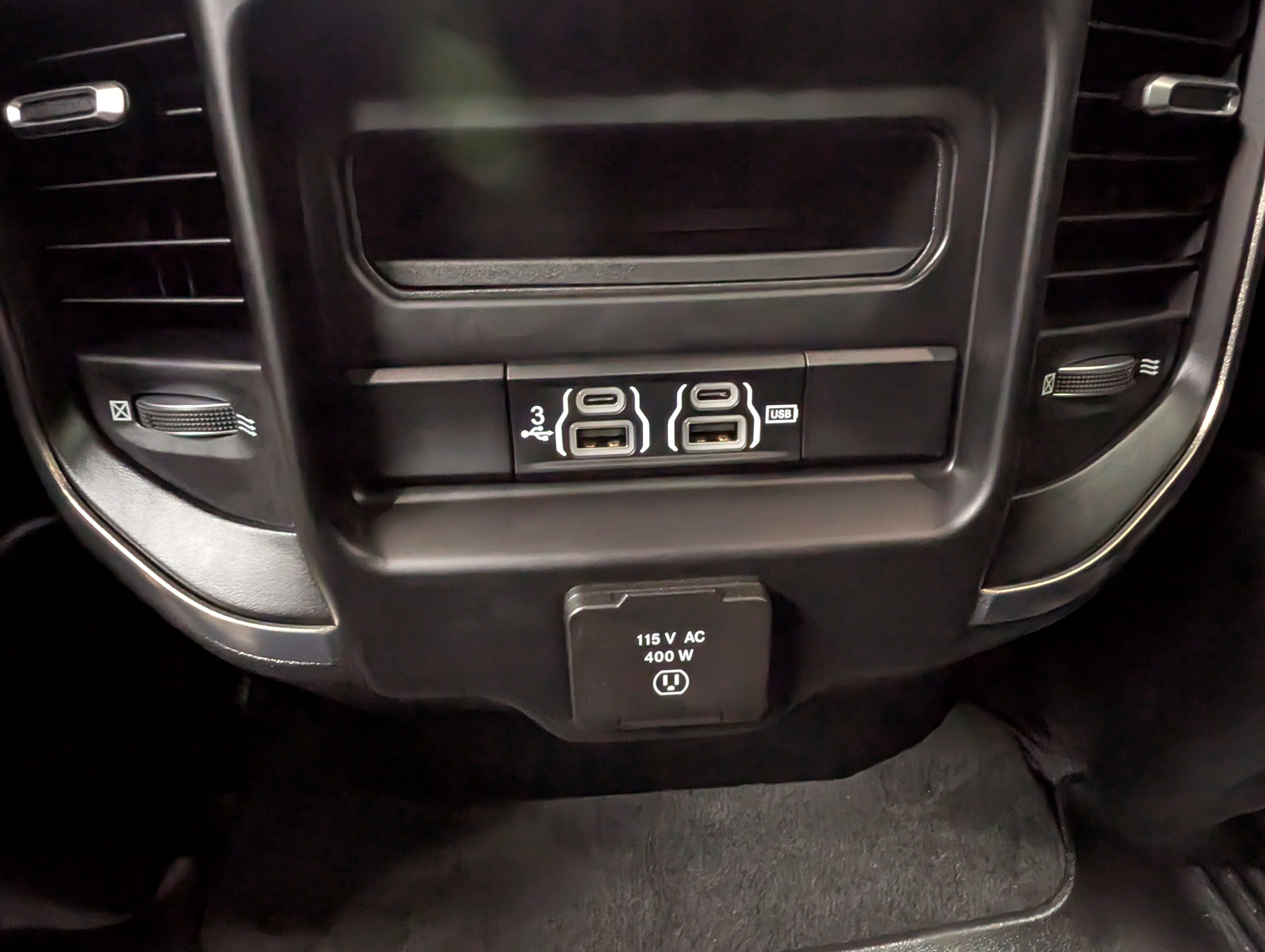 Used 2020 RAM 1500 Sport w/ Leather & Sound Group image 10