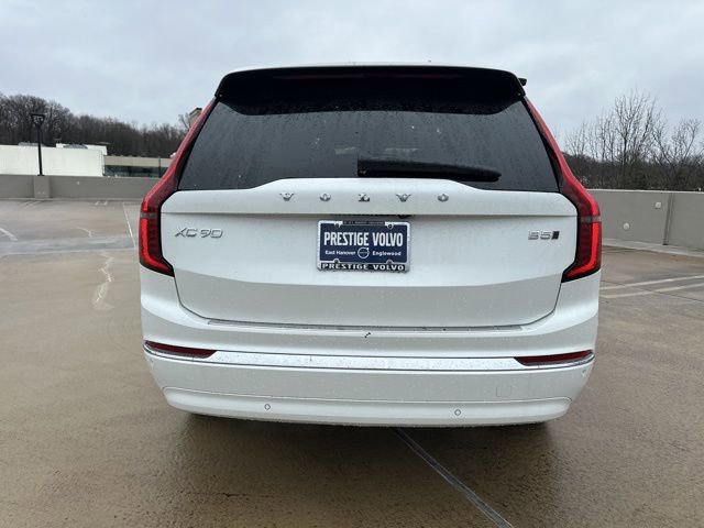 New 2026 Volvo XC90 B5 Core w/ Protection Package Premier image 6