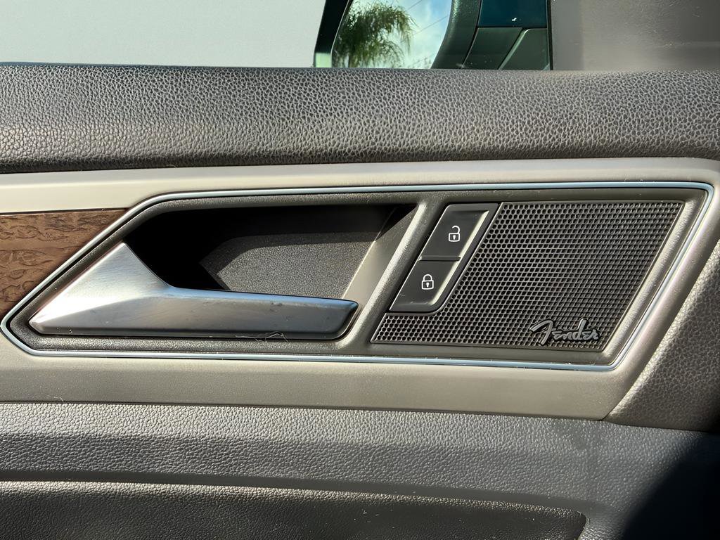 Used 2019 Volkswagen Atlas SEL Premium image 14