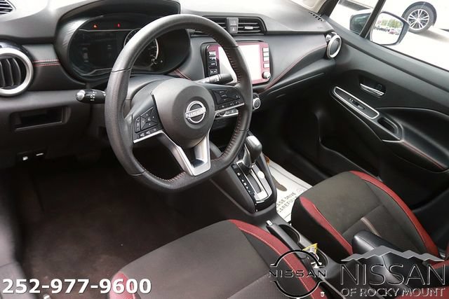 Used 2024 Nissan Versa SR FWD image 13