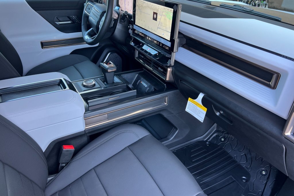New 2025 GMC Hummer EV 3X image 13