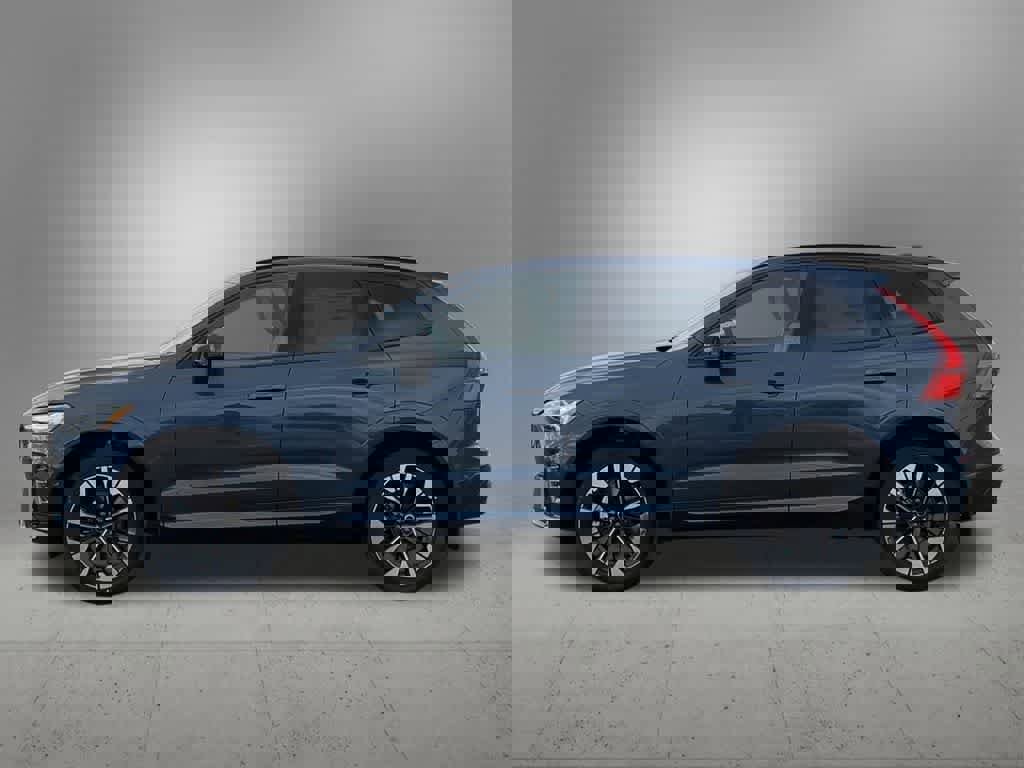 New 2026 Volvo XC60 B5 Plus w/ Protection Package Premier image 3