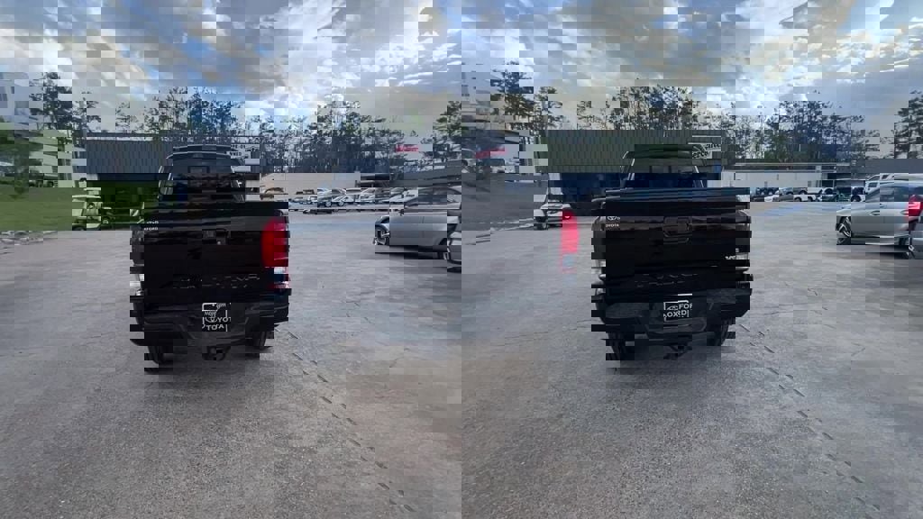 Used 2016 Toyota Tacoma TRD Off-Road w/ Premium & Technology Package image 5