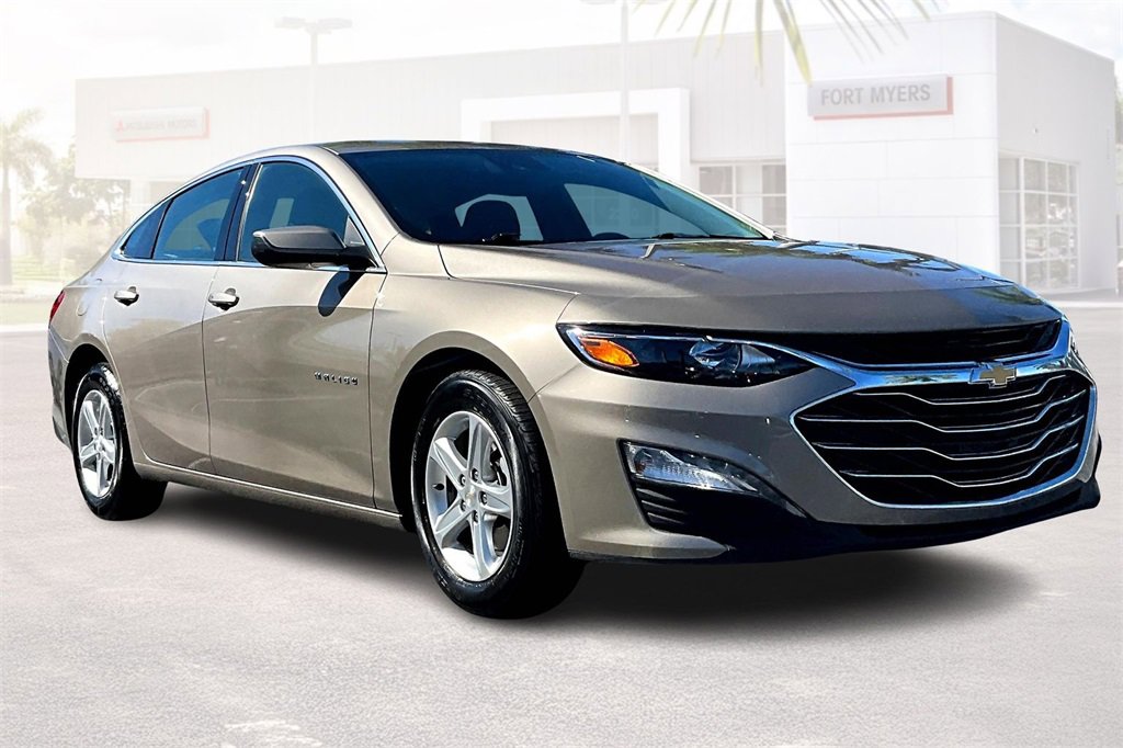 Used 2024 Chevrolet Malibu LT