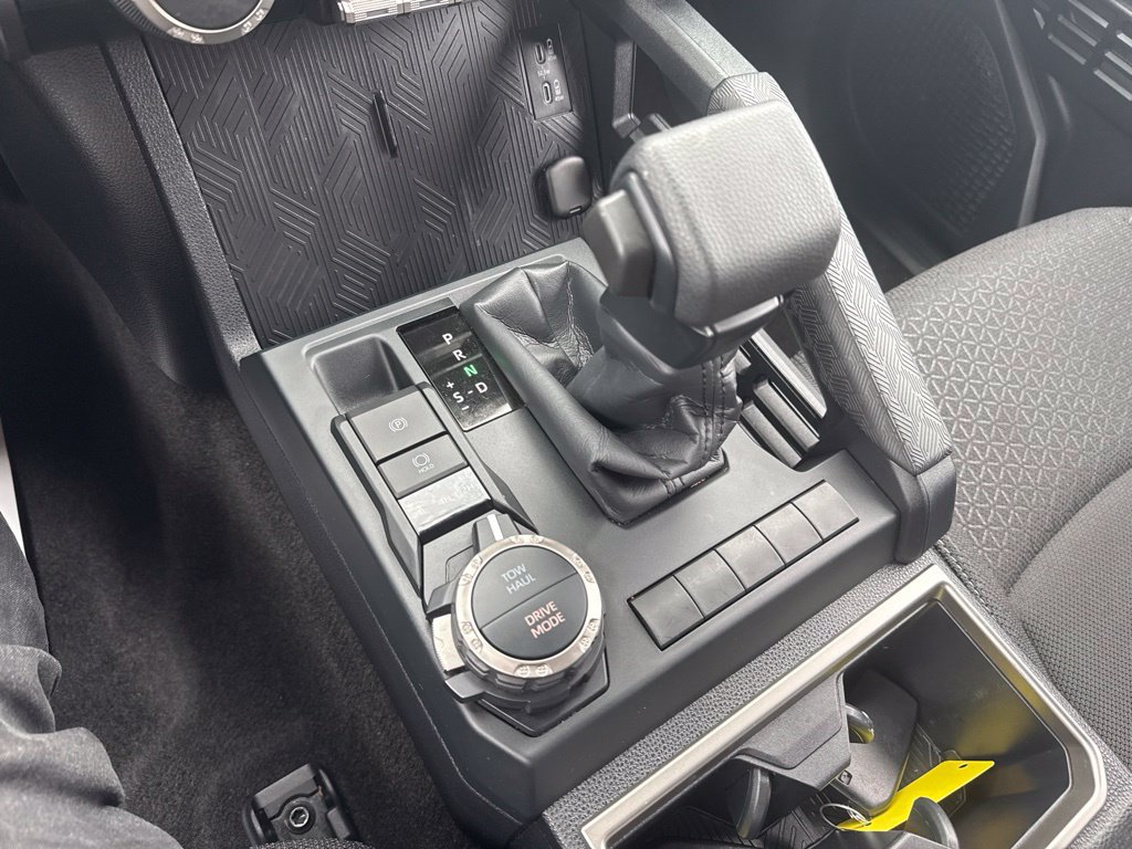Certified 2026 Toyota 4Runner SR5 AWD/4WD image 16
