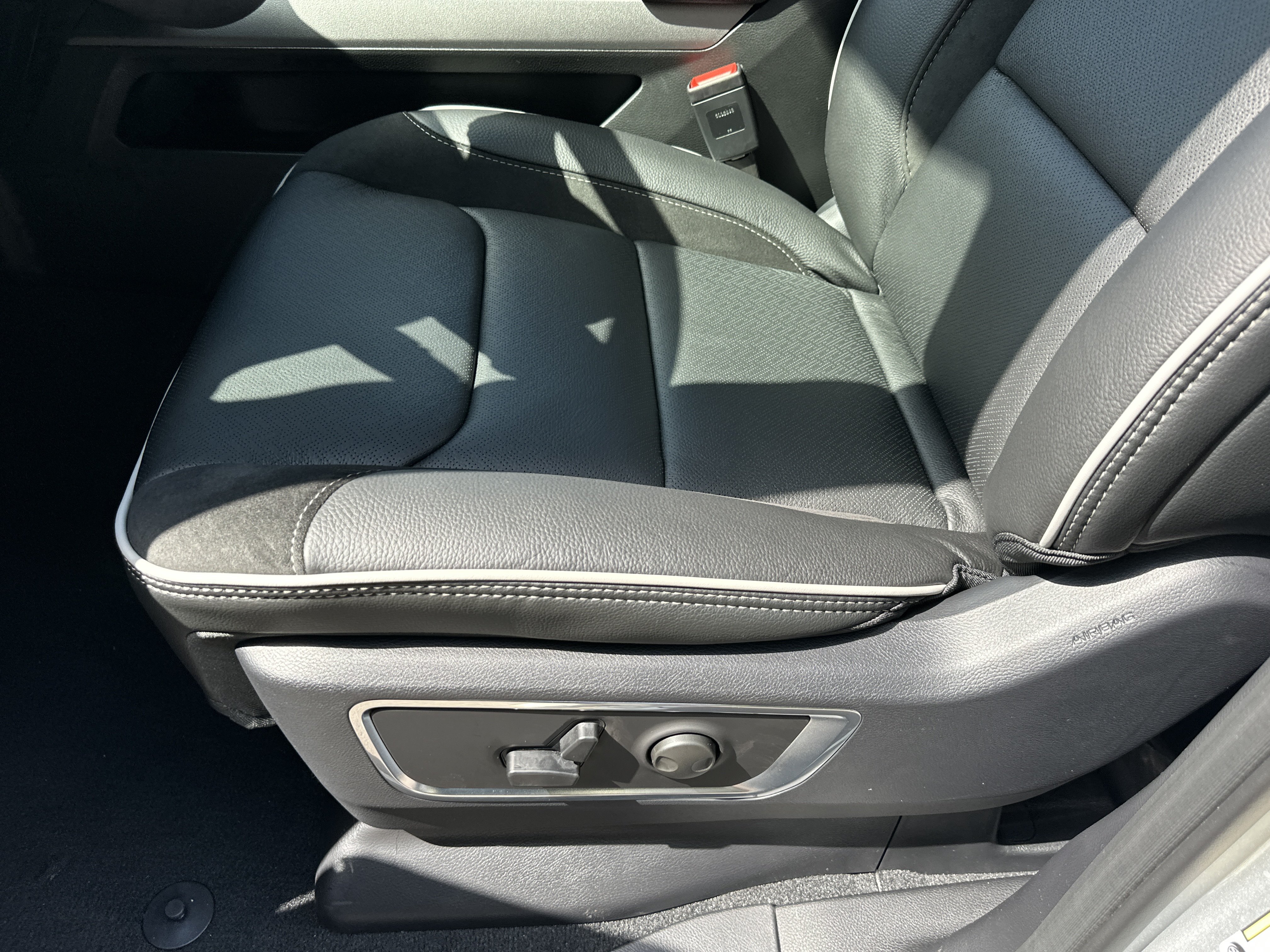 New 2027 RAM 1500 Laramie w/ Night Edition AWD/4WD image 30