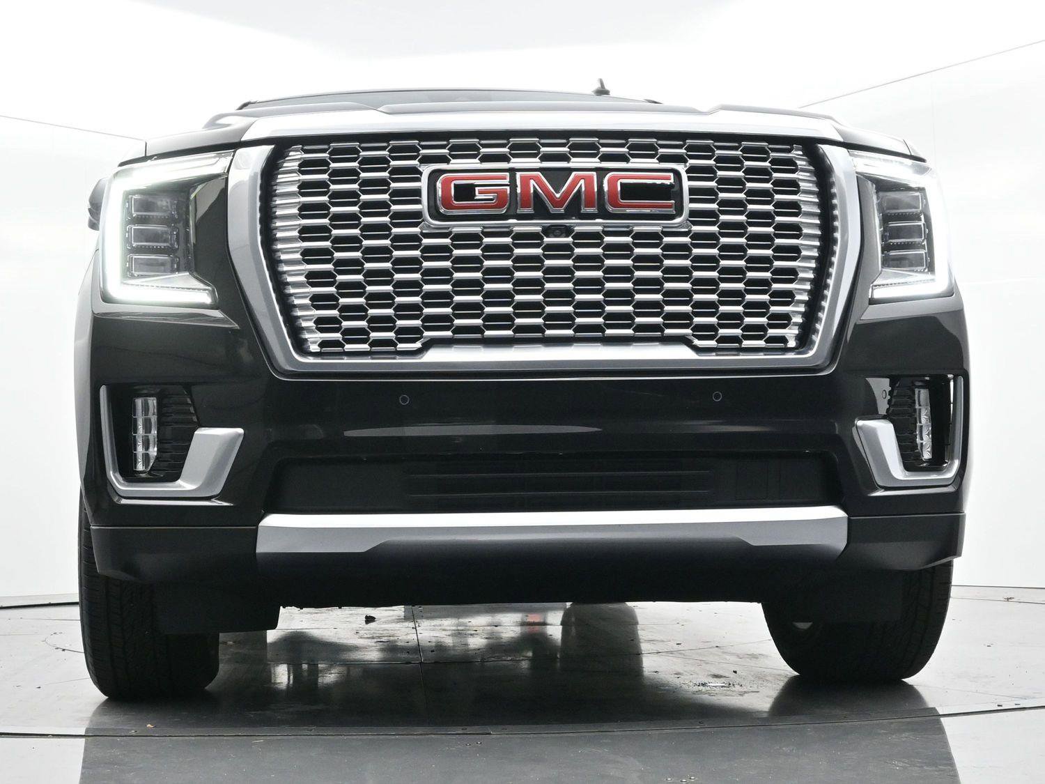 Used 2024 GMC Yukon XL Denali w/ Max Trailering Package image 46