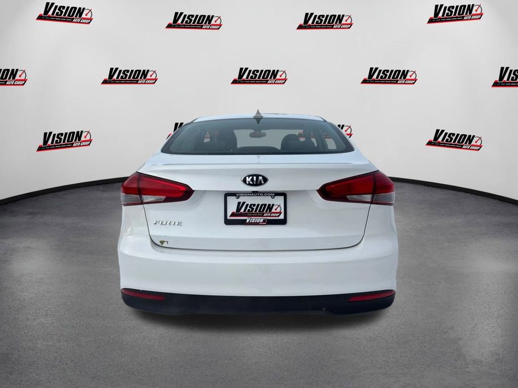 Used 2017 Kia Forte LX w/ LX Popular Package image 6