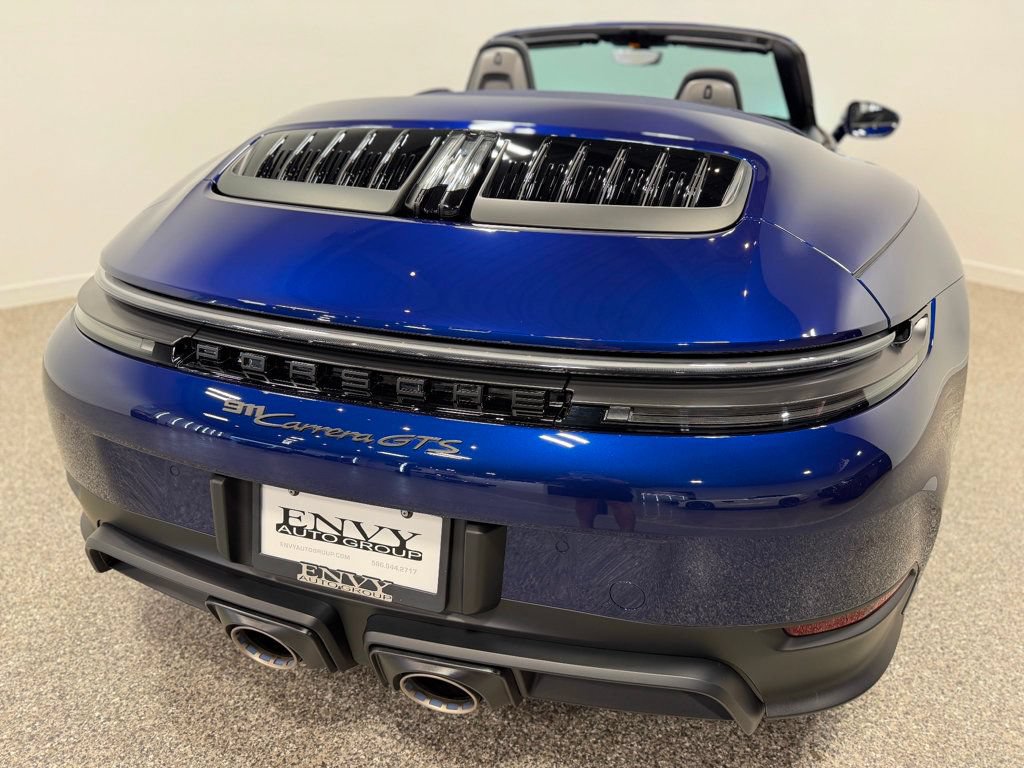 Used 2025 Porsche 911 GTS image 27