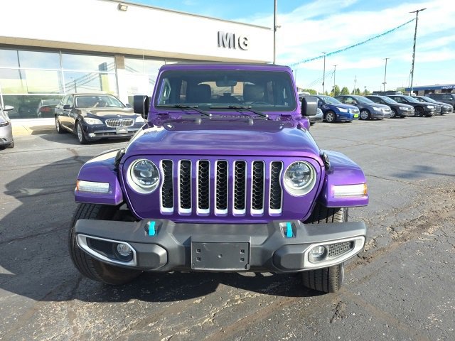 Used 2023 Jeep Wrangler Unlimited Sahara w/ Cold Weather Group image 10