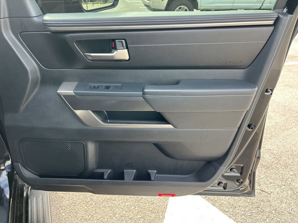 Used 2025 Toyota Sequoia SR5 image 41