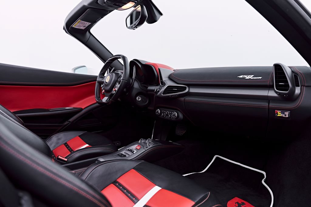 Used 2014 Ferrari 458 Spider RWD image 62