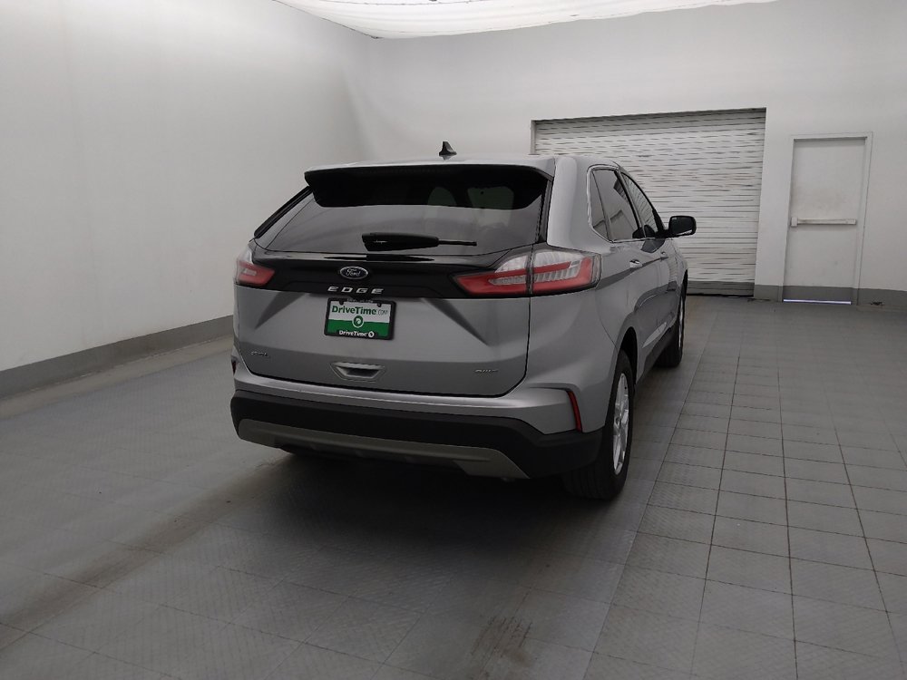 Used 2024 Ford Edge SEL image 7