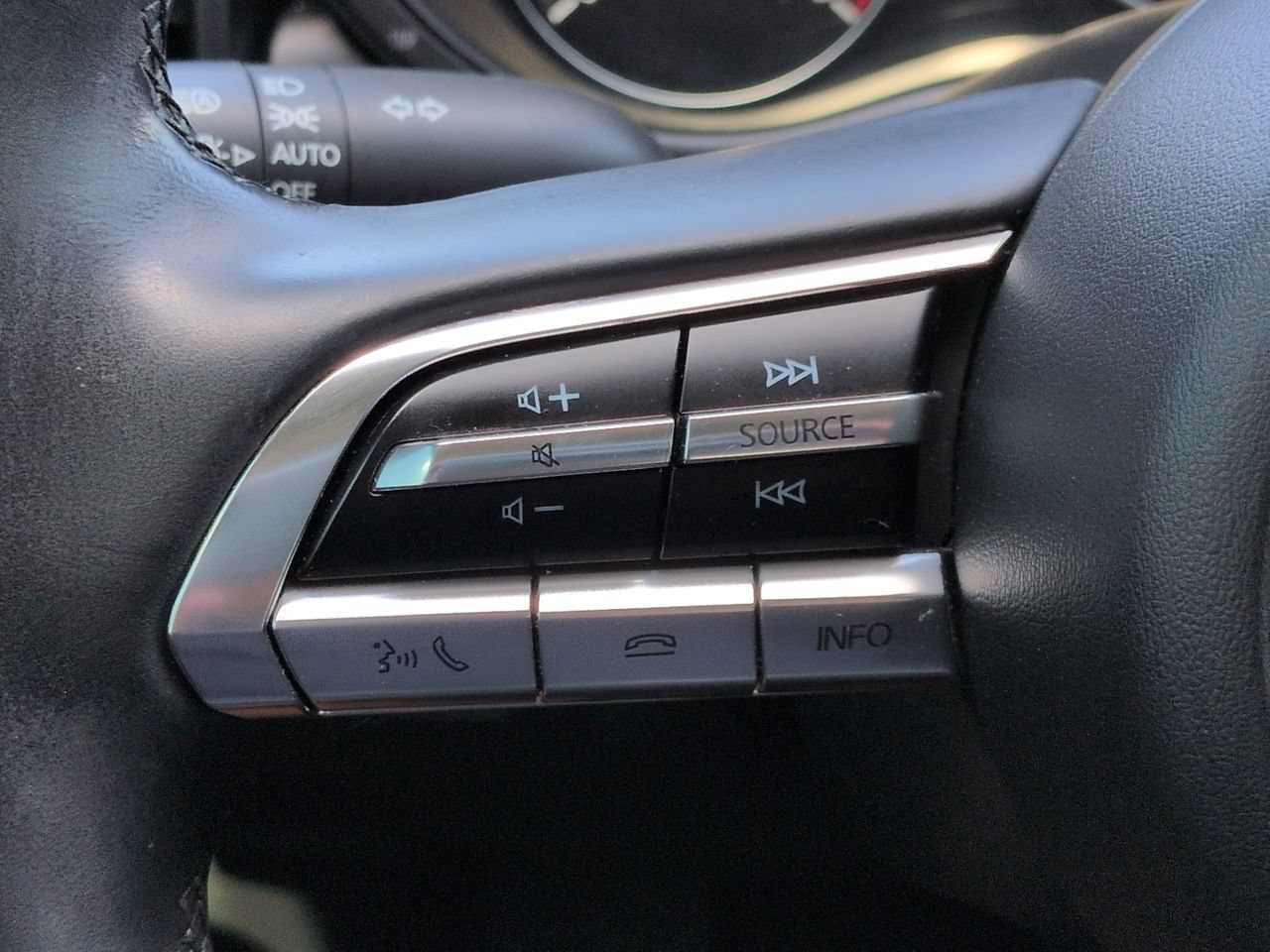 Used 2024 MAZDA CX-50 AWD 2.5 S w/ Cargo Package image 26