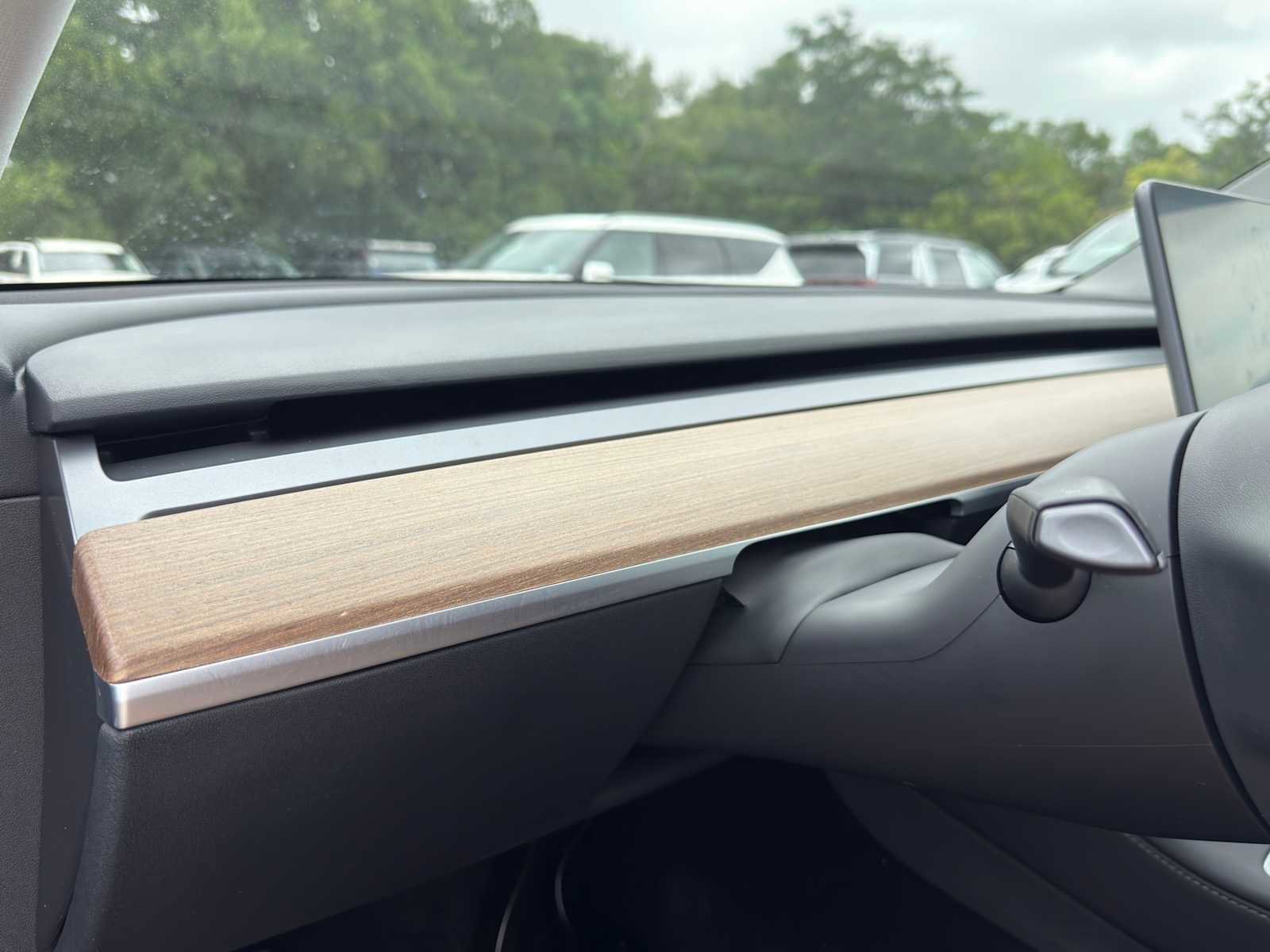 Used 2022 Tesla Model Y Long Range AWD/4WD image 18