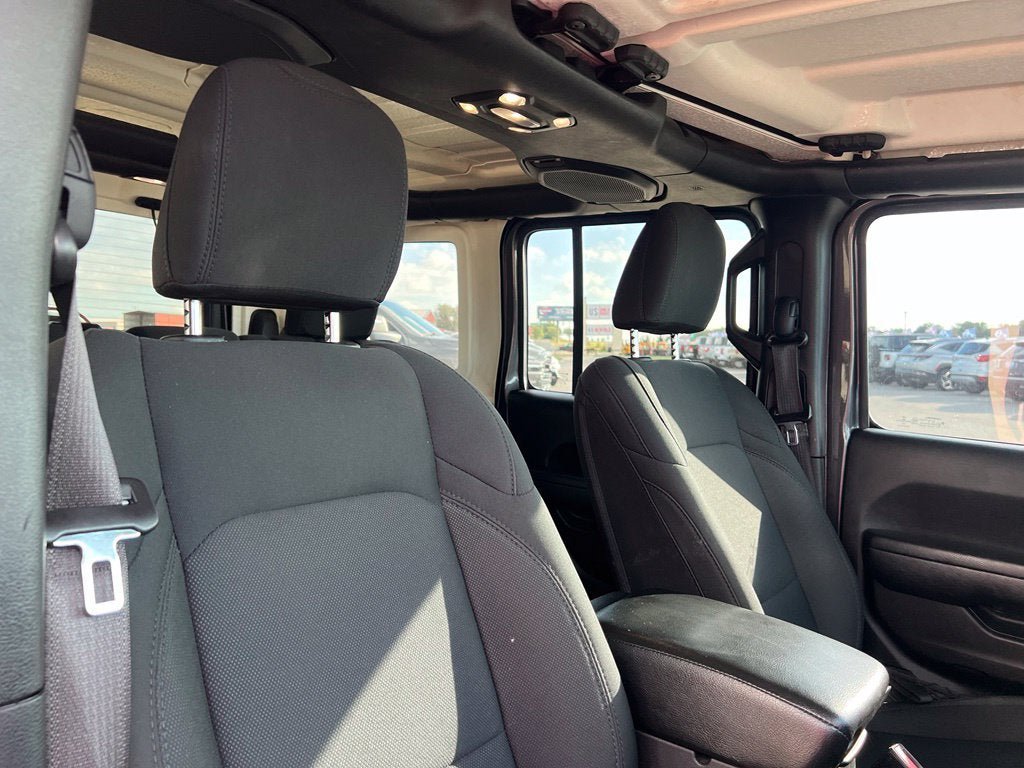 Certified 2022 Jeep Wrangler Unlimited Sport AWD/4WD image 24