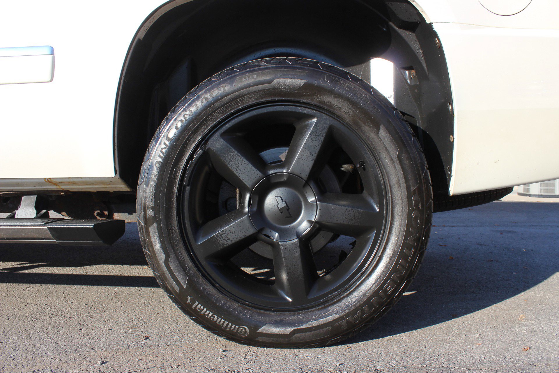 Used 2013 Chevrolet Tahoe LTZ image 46