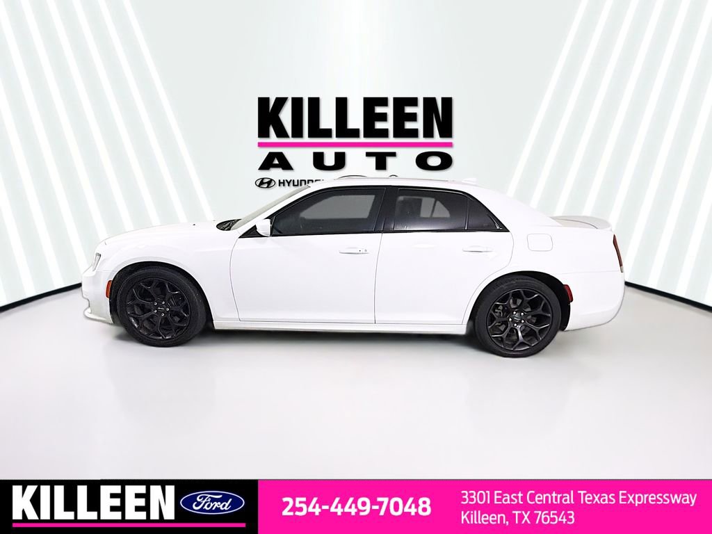 Used 2020 Chrysler 300 S RWD image 4