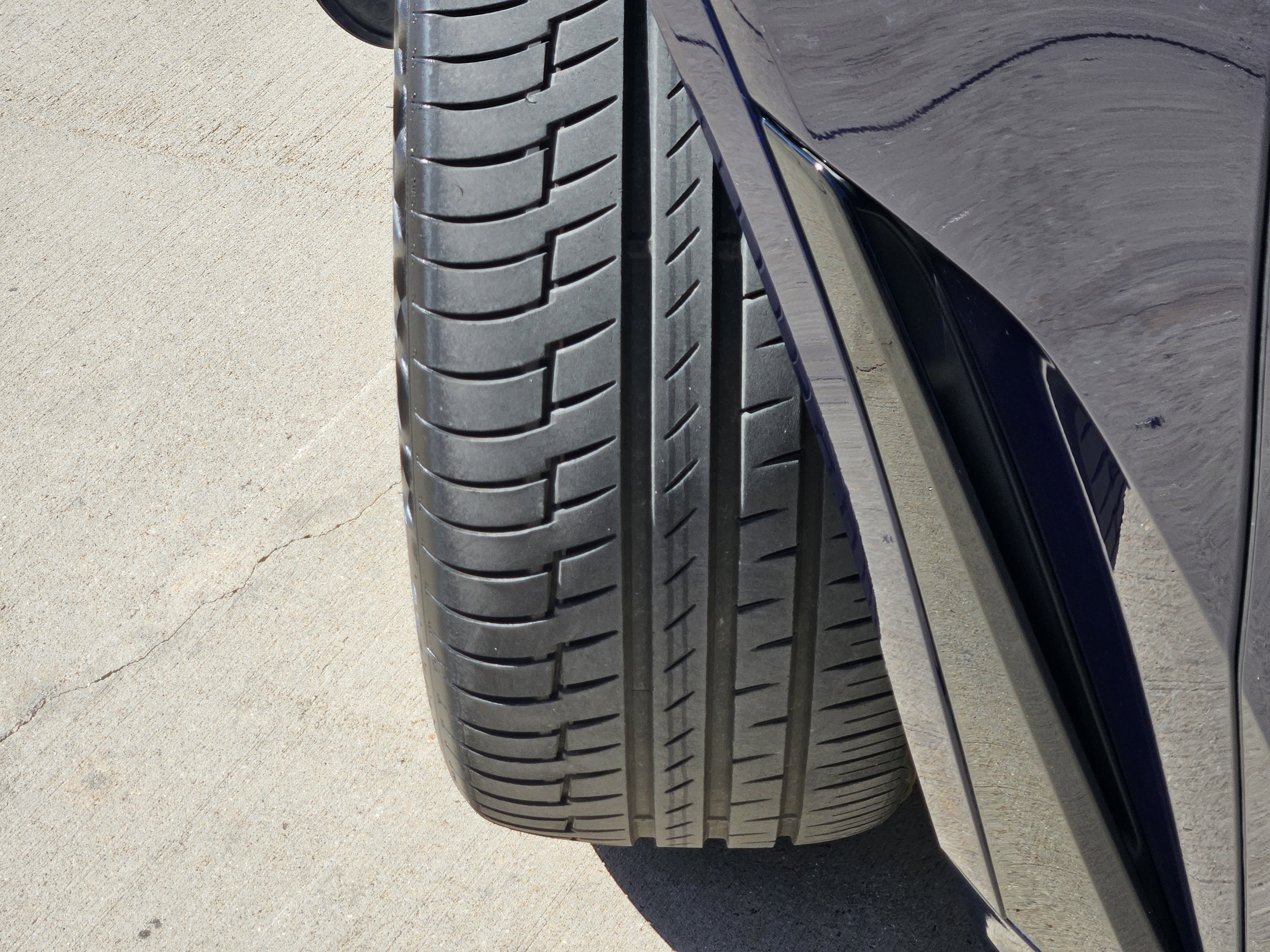 Used 2023 BMW X7 M60i w/ Executive Package image 12