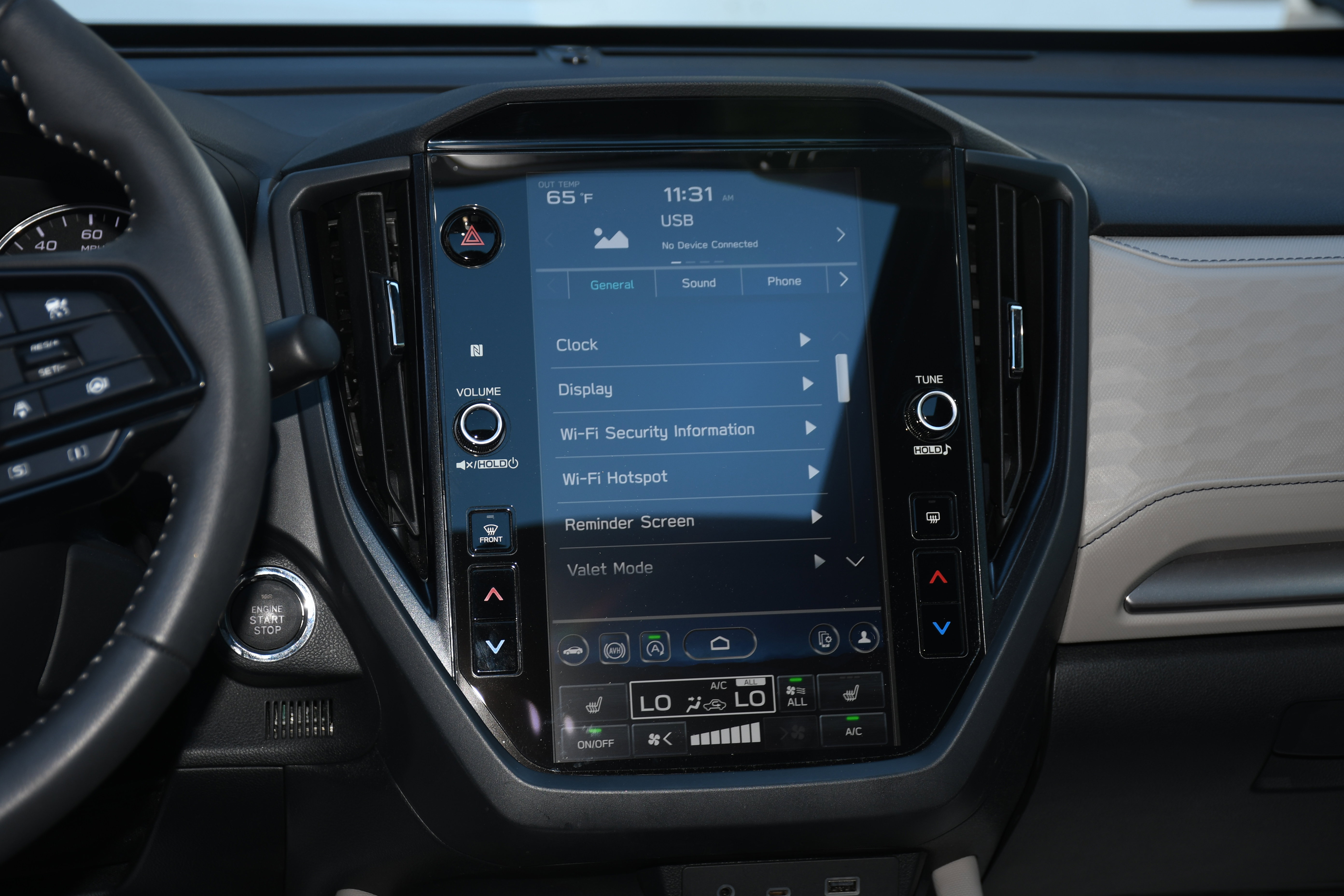 Used 2025 Subaru Forester Premium w/ Convenience Package #1 image 17