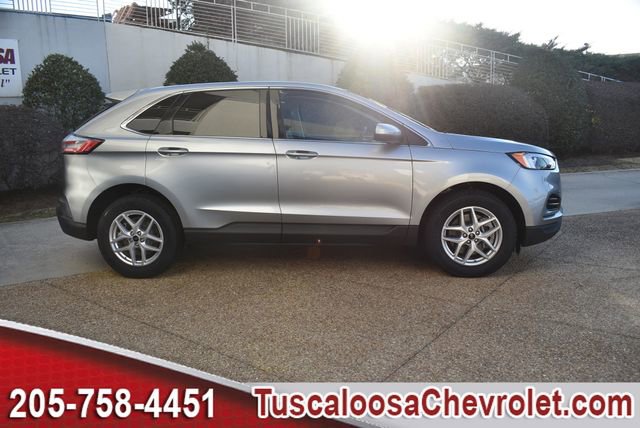 Used 2024 Ford Edge SEL image 11