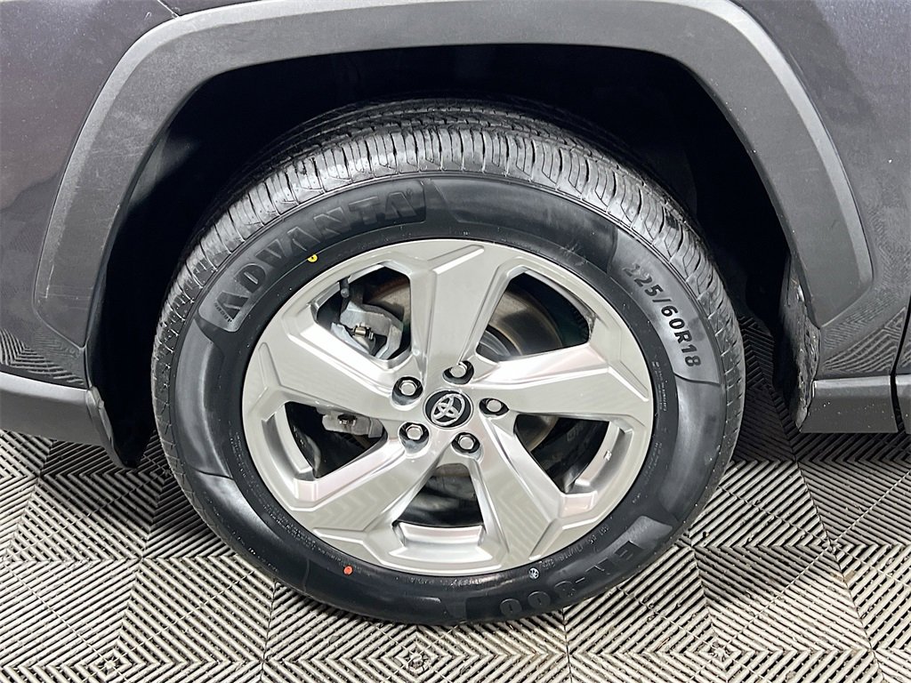 Certified 2021 Toyota RAV4 XLE Premium image 26